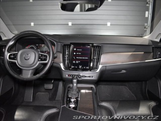 Volvo V90 2,0 CC D5 PRO Bezklíč,Taž 2020