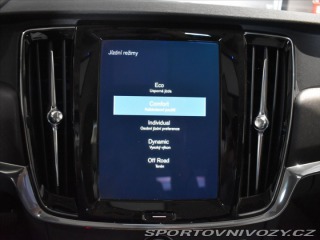 Volvo V90 2,0 CC D5 PRO Bezklíč,Taž 2020