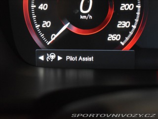 Volvo V90 2,0 CC D5 PRO Bezklíč,Taž 2020