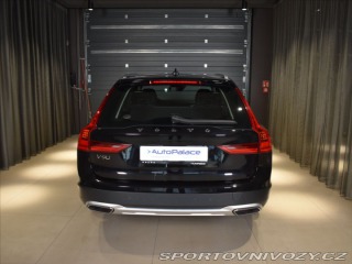 Volvo V90 2,0 CC D5 PRO Bezklíč,Taž 2020