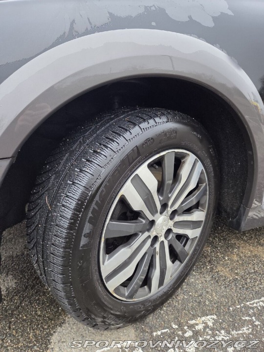Peugeot 508 2,0   rxh-4x4-hybrid 2012