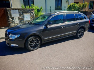 Škoda Superb 2,0 2011