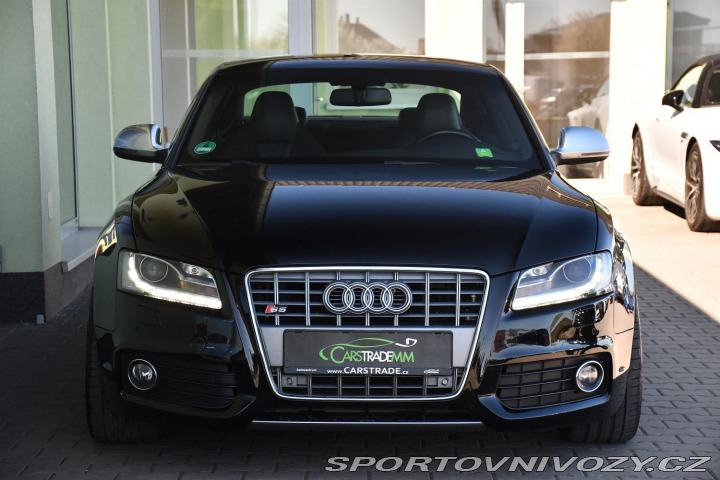 Audi S5 4.2FSI V8 MANUÁL QUATTRO 2009