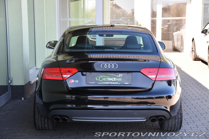 Audi S5 4.2FSI V8 MANUÁL QUATTRO 2009