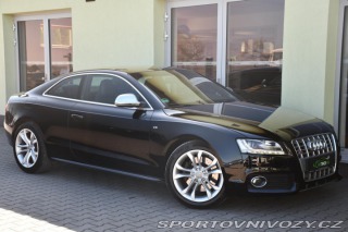 Audi S5 4.2FSI V8 MANUÁL QUATTRO 2009