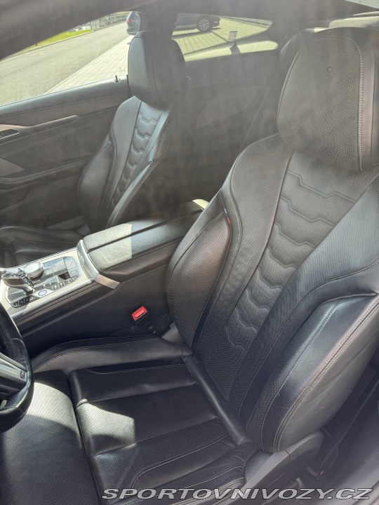 BMW 8 M850i 2019