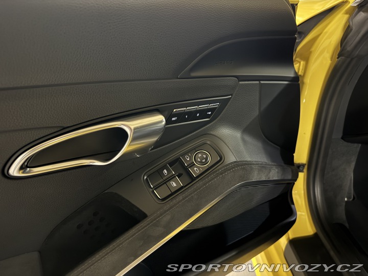 Porsche Boxster 718 GTS 2019