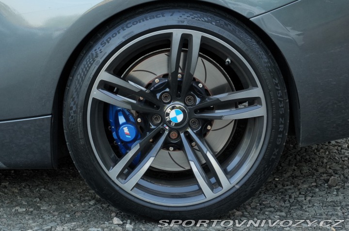 BMW M2 2017