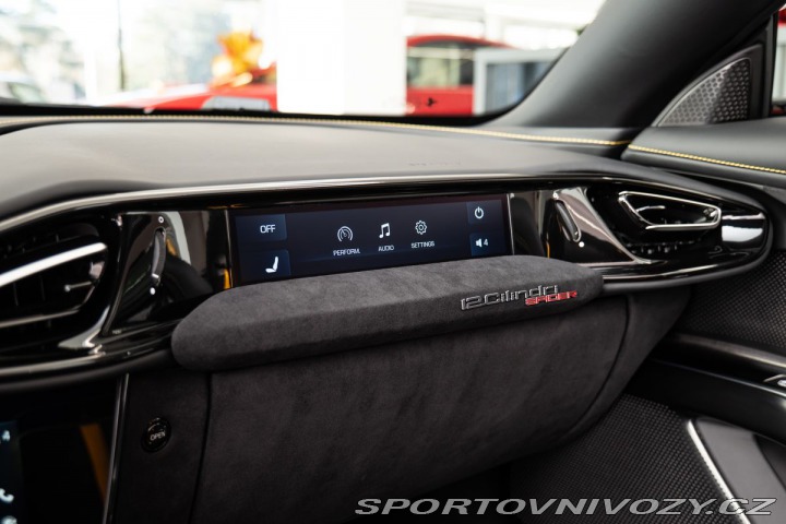Ferrari Ostatní modely 2025