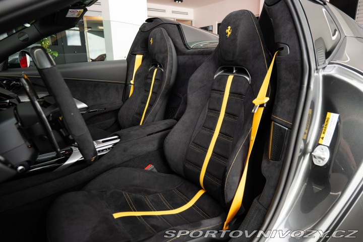 Ferrari Ostatní modely 2025