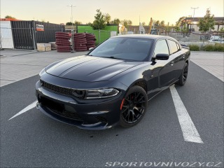 Dodge Charger 3.6 rwd