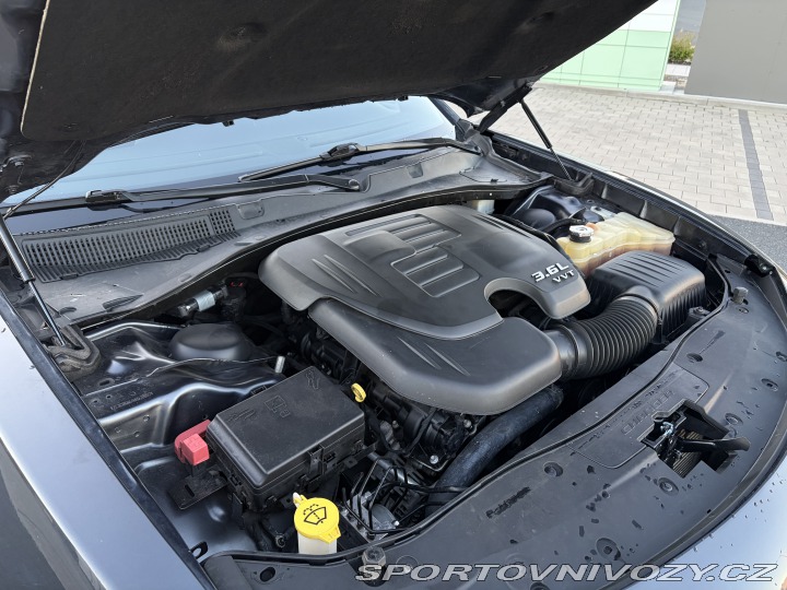 Dodge Charger 3.6 rwd 2017