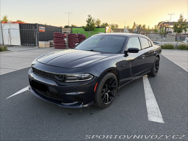 Dodge Charger 3.6 rwd 2017