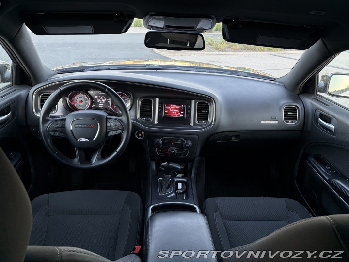 Dodge Charger 3.6 rwd 2017