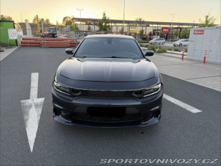 Dodge Charger 3.6 rwd 2017
