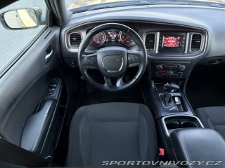 Dodge Charger 3.6 rwd 2017