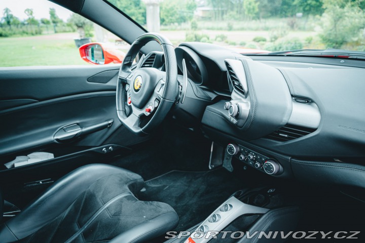 Ferrari 488 GTB 1 Majitel 2020