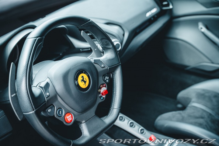 Ferrari 488 GTB 1 Majitel 2020