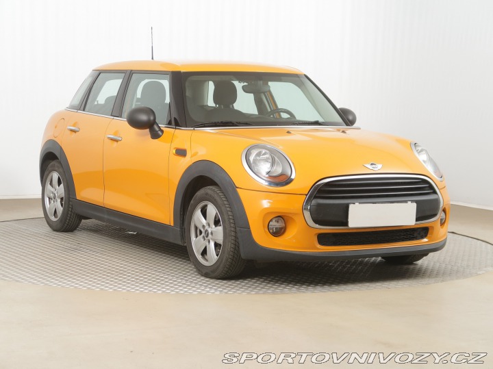 Mini One One First 2016