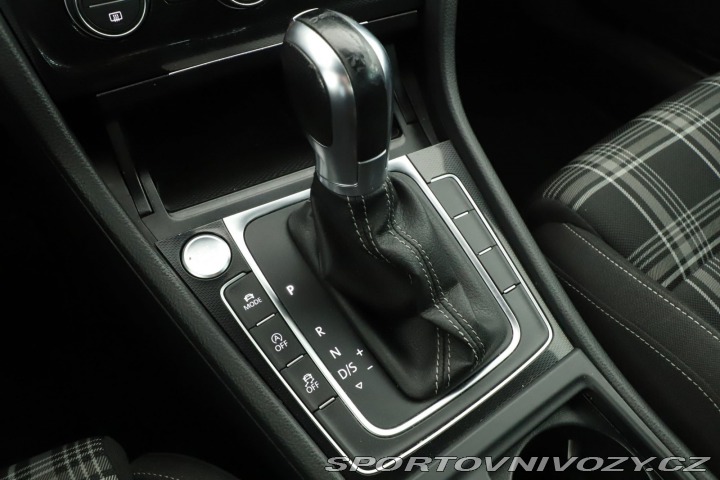 Volkswagen Golf 2.0 TDI GTD 2016