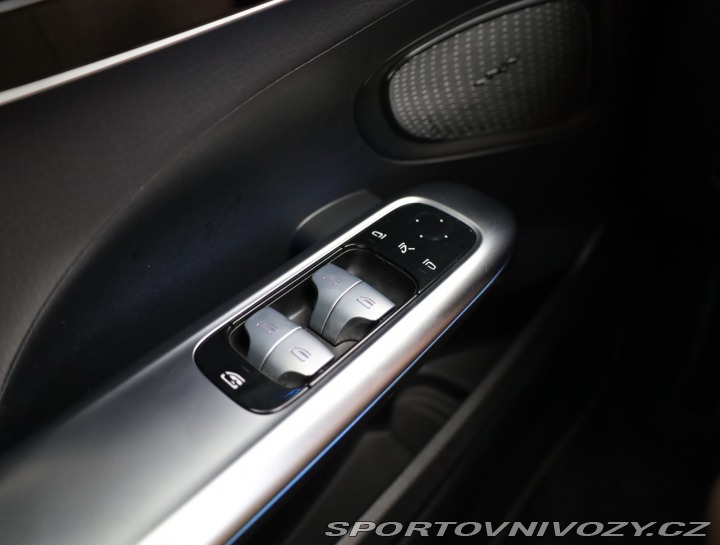 Mercedes-Benz C C 300 e 2023