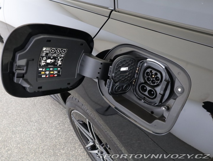 Mercedes-Benz C C 300 e 2023
