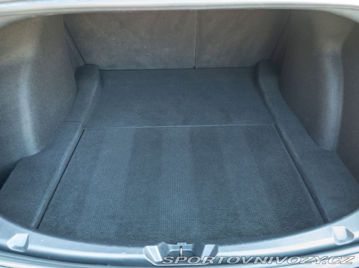 Tesla Model 3 Standard Range Plus 225kW 2019