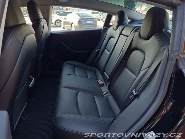 Tesla Model 3 Standard Range Plus 225kW 2019
