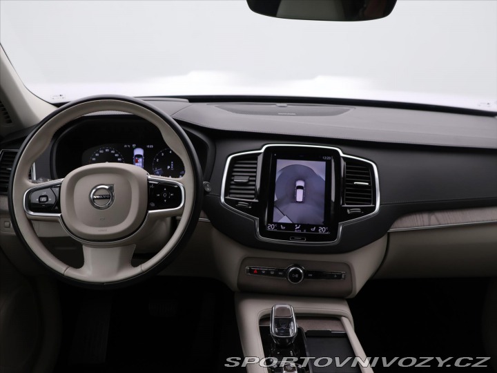 Volvo Ostatní modely XC90 2,0 B6 220kW AWD Dr-E Ins 2020