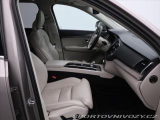 Volvo Ostatní modely XC90 2,0 B6 220kW AWD Dr-E Ins 2020