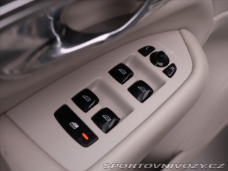 Volvo Ostatní modely XC90 2,0 B6 220kW AWD Dr-E Ins 2020