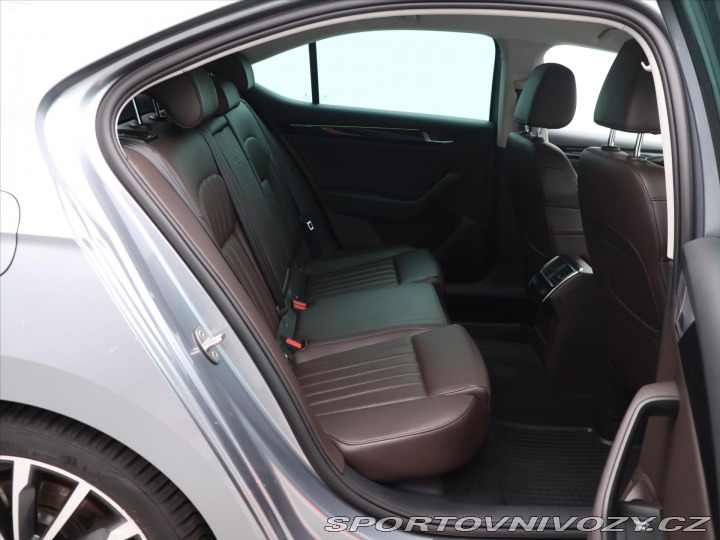 Škoda Superb 2,0 TSI 206kW DSG 4x4 L&a 2016