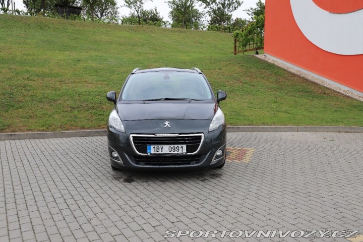 Peugeot Ostatní modely 5008 2,0 HDI 120 kw 2015