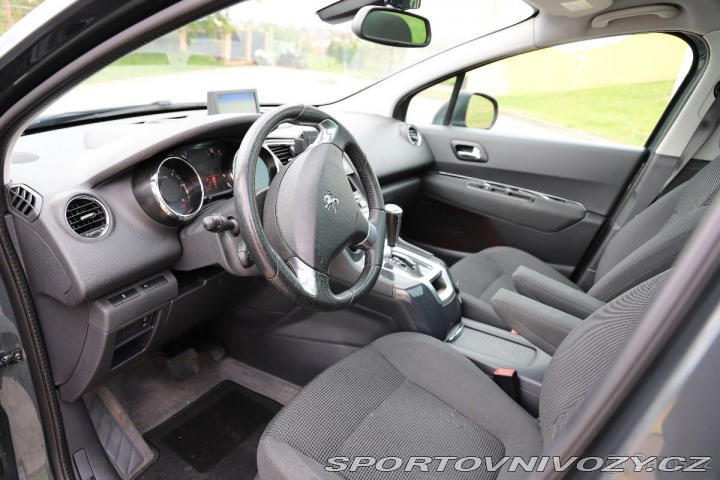 Peugeot Ostatní modely 5008 2,0 HDI 120 kw 2015