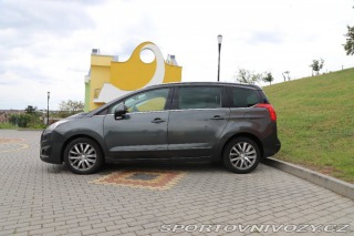 Peugeot Ostatní modely 5008 2,0   HDI 120 kw 2015