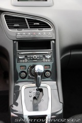 Peugeot Ostatní modely 5008 2,0   HDI 120 kw 2015