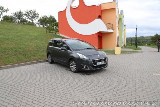 Peugeot Ostatní modely 5008 2,0   HDI 120 kw 2015