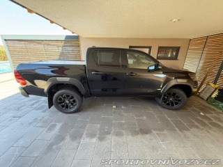 Toyota Ostatní modely Hilux invicible v plné výbavě 2023
