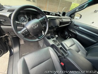 Toyota Ostatní modely Hilux invicible v plné výbavě 2023