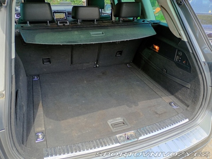 Volkswagen Ostatní modely Touareg 3,0 tdi 176kw 1800