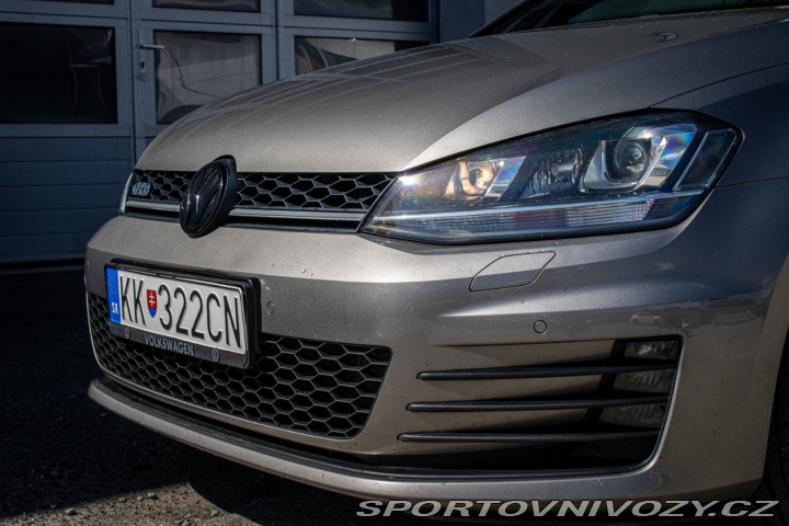Volkswagen Golf Variant  GTD 2.0 TDI BMT 2015