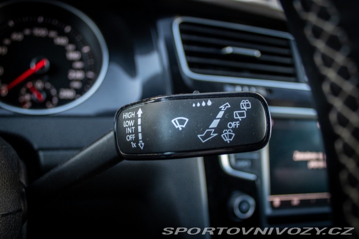 Volkswagen Golf Variant  GTD 2.0 TDI BMT 2015