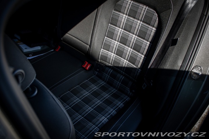 Volkswagen Golf Variant  GTD 2.0 TDI BMT 2015