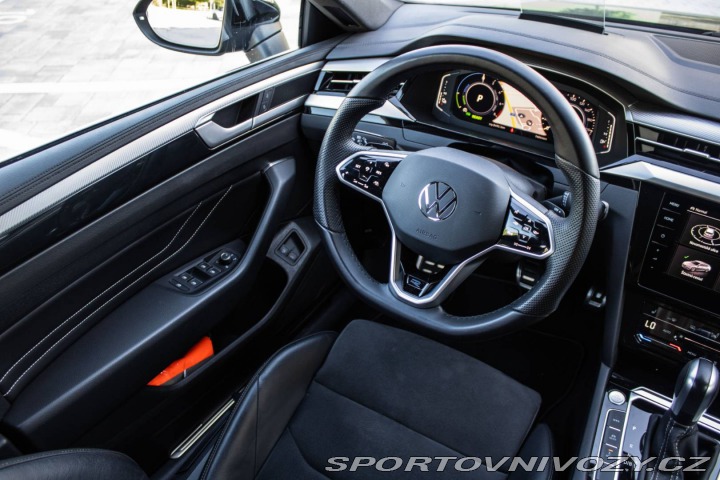 Volkswagen Arteon Shooting Brake Hybrid 11 2023