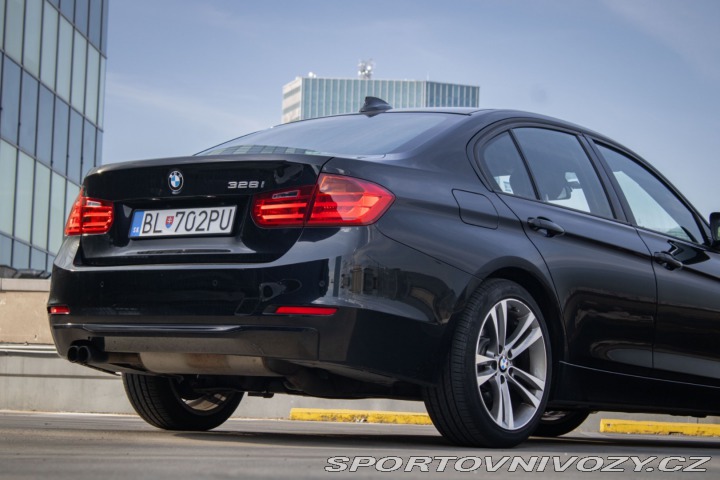 BMW 3 328i A/T, 180kW, A8 / ZÁ 2012
