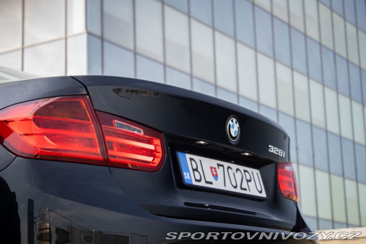 BMW 3 328i A/T, 180kW, A8 / ZÁ 2012