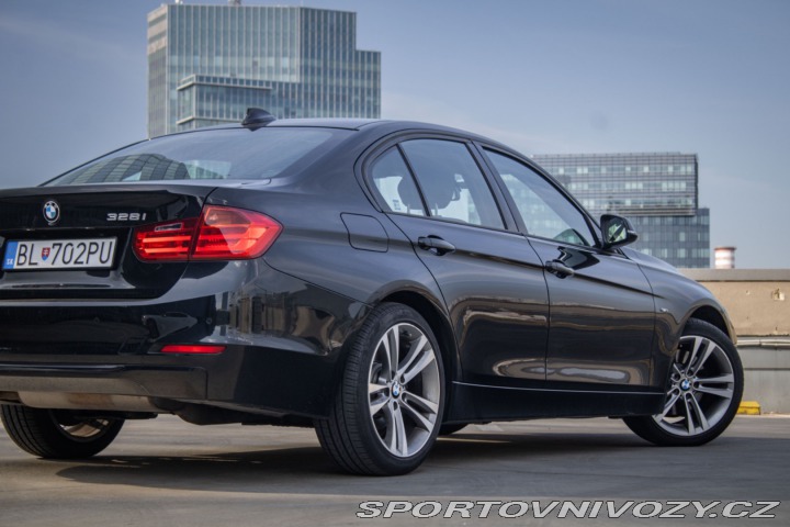 BMW 3 328i A/T, 180kW, A8 / ZÁ 2012