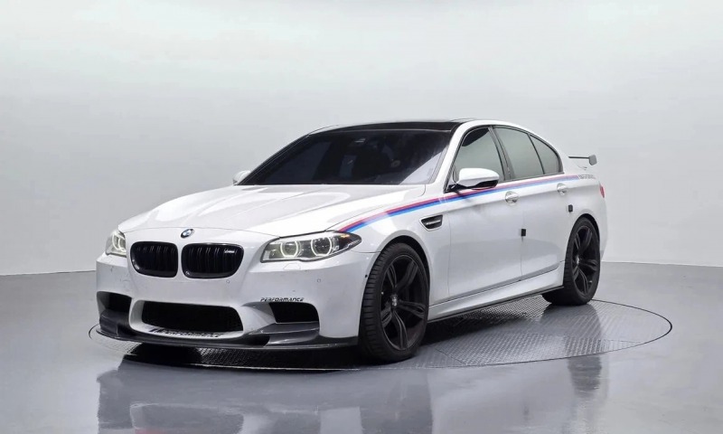BMW M5