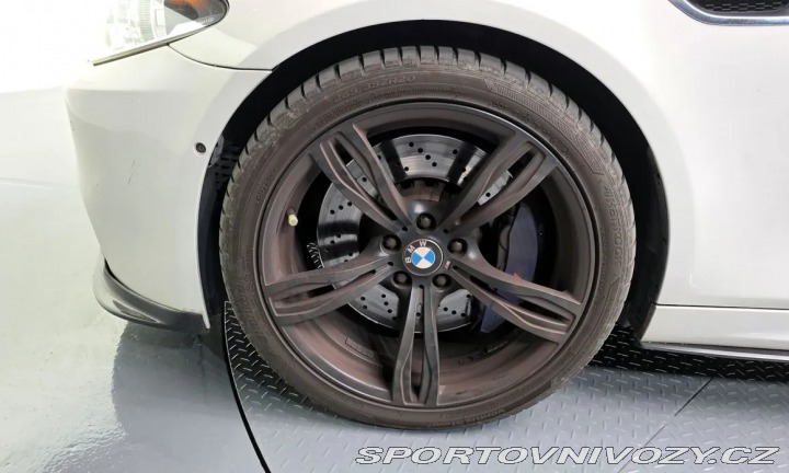 BMW M5 2016