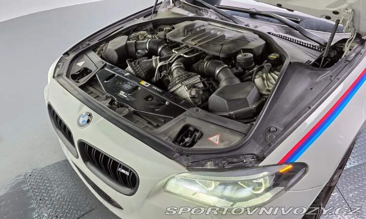BMW M5 2016